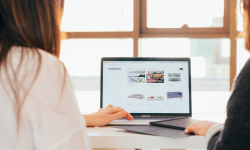 Galicia elimina practicamente a fenda dixital de xénero, que se sitúa nun 0,6%